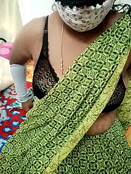 Snapshot of Rathi22 chatting on 02.16.25 Rathi22 online show from 02.16.25