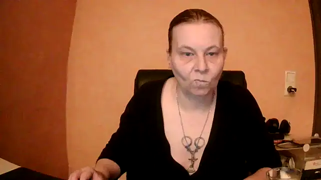 Sweet Phoenix online show from 01.15.25