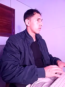 Joylopez fit online show from 11.23.25