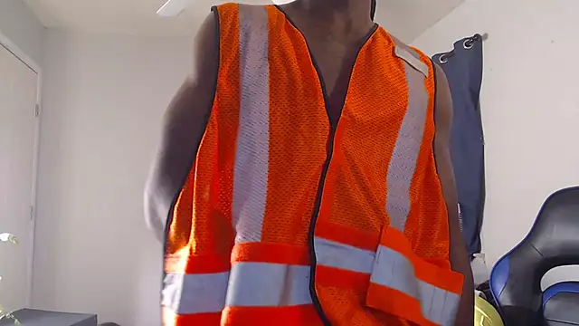 Snapshot of dominatingblacklove chatting on 01.14.25 dominatingblacklove online show from 01.14.25