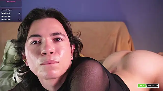 cute erelis  online show from 01.31.25