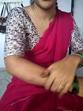 lovelygirl4567 online show from 12.19.25