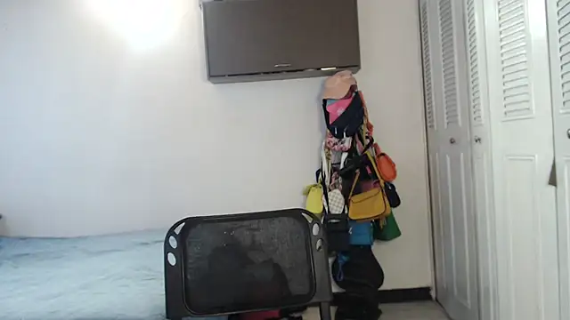 CamilaLix online show from 03.06.25