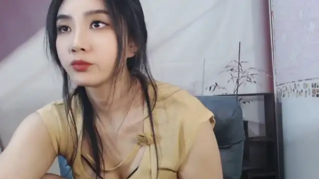 Snapshot of xiaotiantian-76 chatting on 01.11.25 xiaotiantian-76 online show from 01.11.25