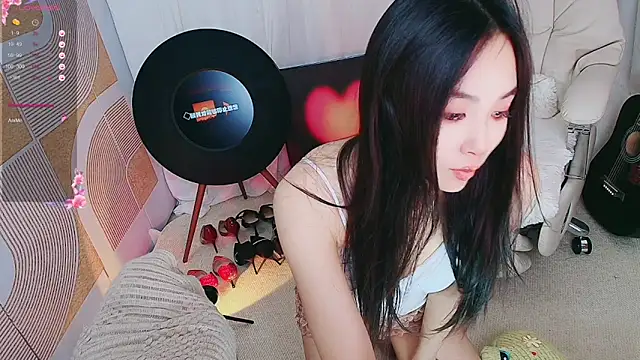 Snapshot of xiaotiantian-76 chatting on 11.11.25 xiaotiantian-76 online show from 11.11.25