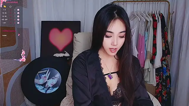 Snapshot of xiaotiantian-76 chatting on 11.20.25 xiaotiantian-76 online show from 11.20.25