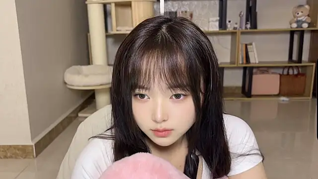 Chenjing0 online show from 10.07.25