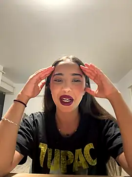 Snapshot of miaceleste chatting on 09.27.25 miaceleste online show from 09.27.25