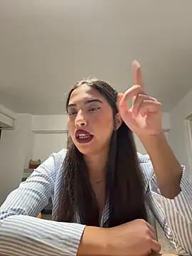 Snapshot of miaceleste chatting on 10.08.25 miaceleste online show from 10.08.25