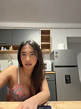 Snapshot of miaceleste chatting on 11.01.25 miaceleste online show from 11.01.25