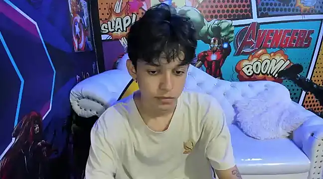 Snapshot of jisuscat chatting on 02.03.25 jisuscat online show from 02.03.25