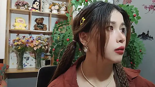 Lucky-xiuxiu online show from 02.17.25