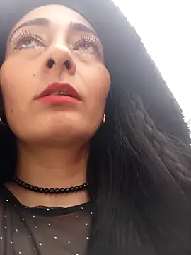 BELLA--26 online show from 02.22.25