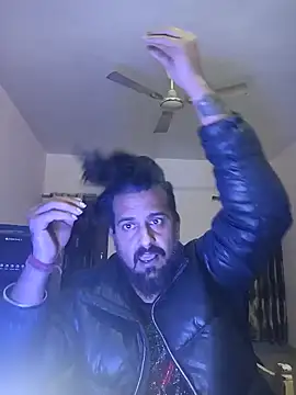 MAGNETICDADDY8 online show from 01.05.25