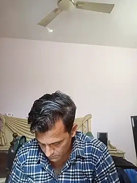 MAGNETICDADDY8 online show from 03.12.25