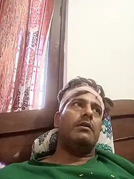 MAGNETICDADDY8 online show from 03.17.25