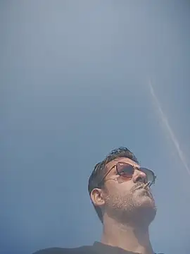 MAGNETICDADDY8 online show from 10.29.25