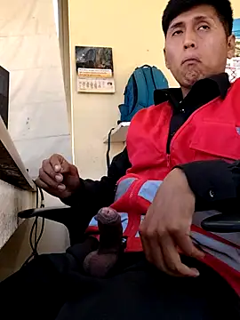 Snapshot of securityhot chatting on 01.01.25 securityhot online show from 01.01.25