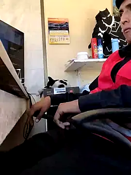 Snapshot of securityhot chatting on 01.11.25 securityhot online show from 01.11.25