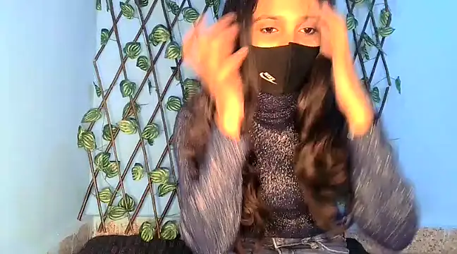 SIYA MAVI online show from 01.12.25