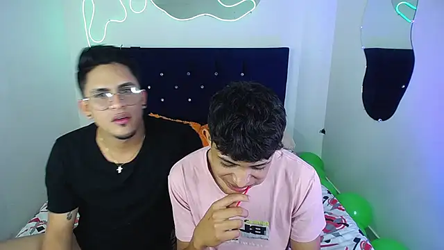 twinkmilk  online show from 01.29.25