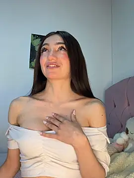 Maddy Jones online show from 03.18.25