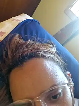 AliceRuivinha2 online show from 02.17.25