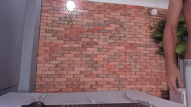 Snapshot of adam_piarse01 chatting on 12.19.25 adam piarse01 online show from 12.19.25