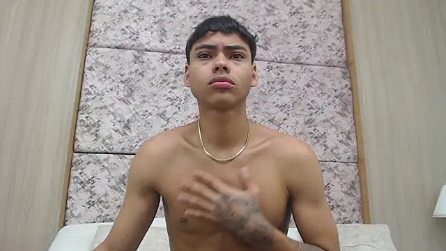 Snapshot of adam_piarse01 chatting on 02.25.26 adam piarse01 online show from 02.25.26