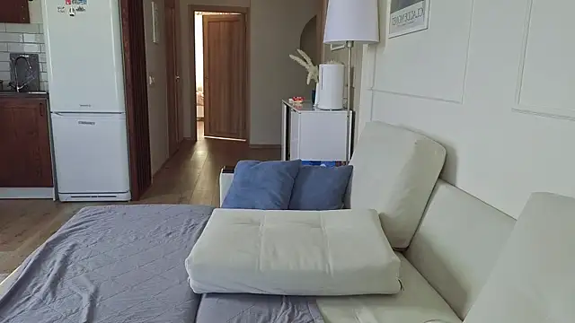 KristineEsme online show from 03.26.26