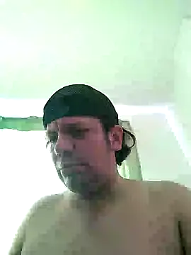 Snapshot of escorpio50jt chatting on 02.01.25 escorpio50jt online show from 02.01.25