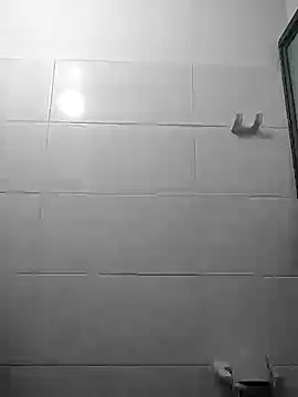 Snapshot of escorpio50jt chatting on 10.03.25 escorpio50jt online show from 10.03.25