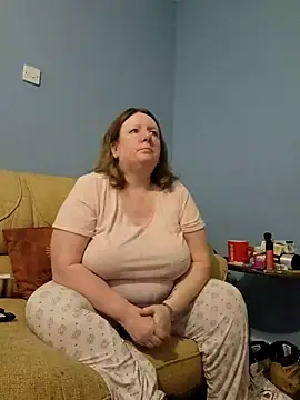 curvy girl71 online show from 03.17.25