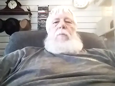 Snapshot of Futura_intx chatting on 05.11.26 Futura intx online show from 05.11.26