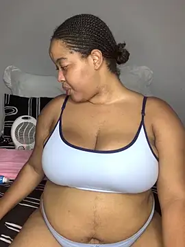 sexytinashe21 online show from 12.15.25