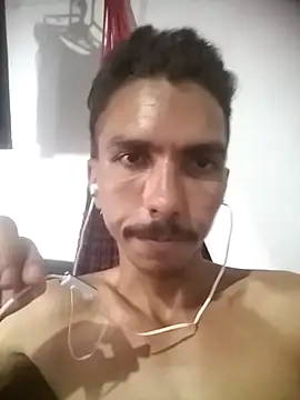 MagrinhoSaradoo online show from 02.23.25