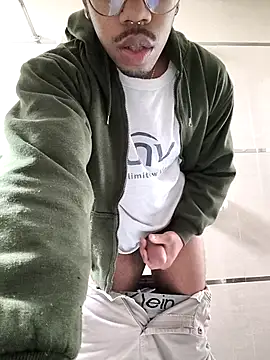 Snapshot of THEGOATHL chatting on 10.02.25 THEGOATHL online show from 10.02.25