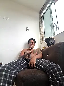 Snapshot of THEGOATHL chatting on 12.16.25 THEGOATHL online show from 12.16.25