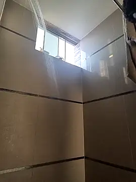 Snapshot of THEGOATHL chatting on 12.20.25 THEGOATHL online show from 12.20.25