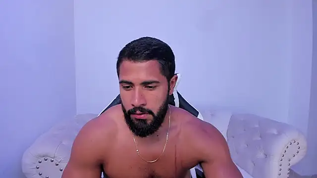 Santiago huntt online show from 10.10.25