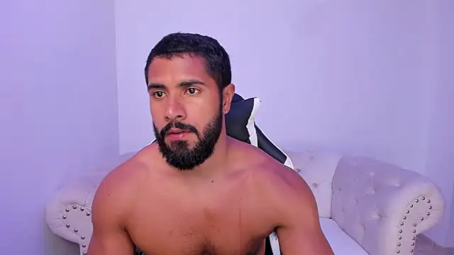 Santiago huntt online show from 10.14.25