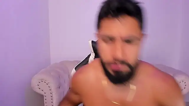 Santiago huntt online show from 02.10.26