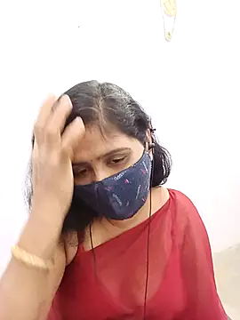 Snapshot of Lucky-Deepthi chatting on 03.08.25 Lucky-Deepthi online show from 03.08.25