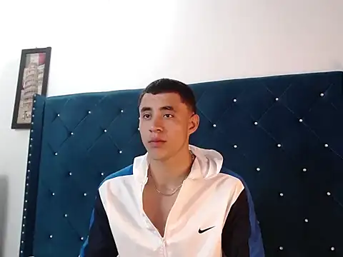 Snapshot of Cris_steban1 chatting on 02.11.26 Cris steban1 online show from 02.11.26