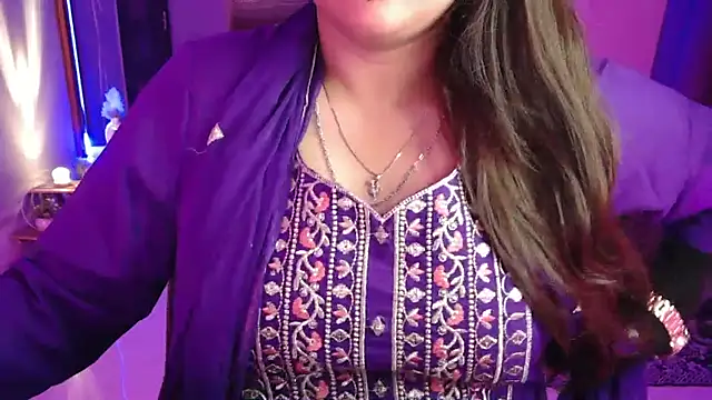 Mitikaa online show from 10.13.25