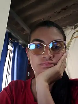 blue and whithe online show from 03.30.26