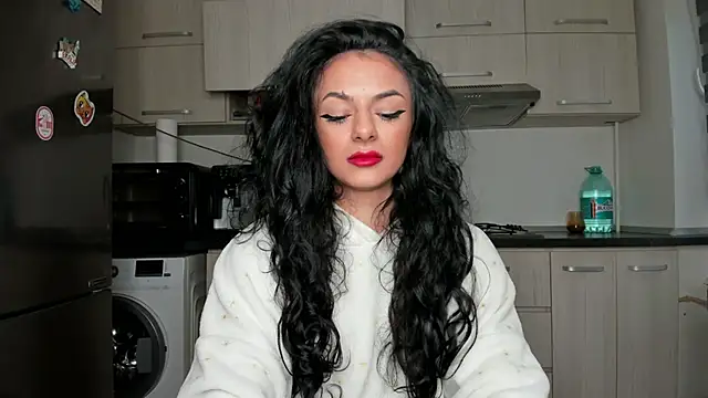 NNNoire online show from 01.29.25