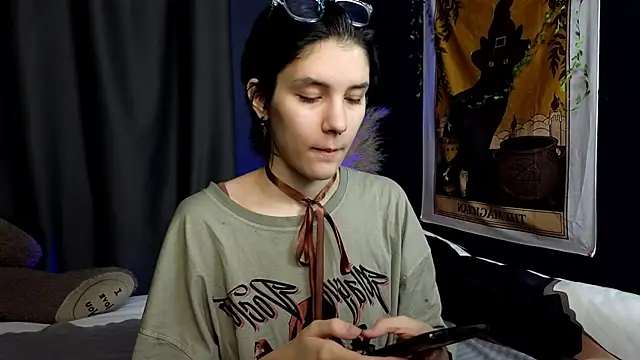 Hyeon Jin online show from 01.30.25