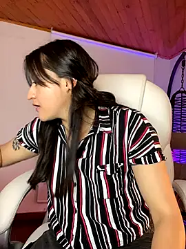 Camila pinkk online show from 10.23.25