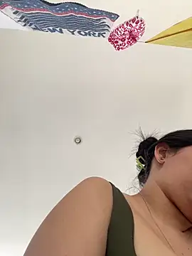 MilaRux online show from 03.15.25